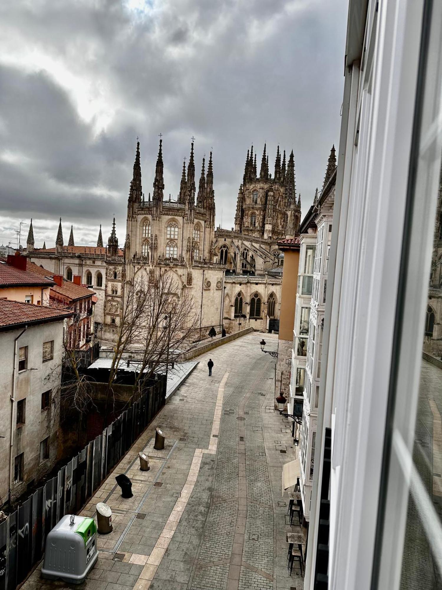 Atuaire Home Vista Catedral De Burgo Eksteriør billede